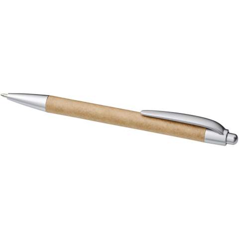 Stylo bille écologique rétractable avec corps en papier recyclé et finitions en ABS argenté vaporisé. La couleur du papier recyclé peut varier.