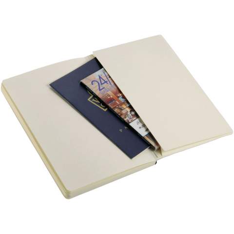 Softcover Notizbuch (A5 Format) mit integriertem Gummibandverschluss, Leseband, Dokumentenfach an der Rückseite innen und 80 Blatt (80 g) liniertem Papier.