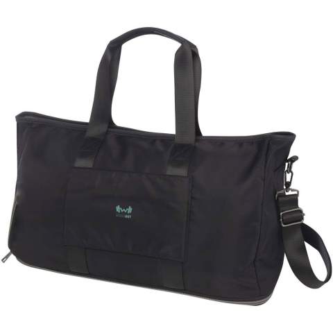 The Rhine expandable duffel bag effortlessly transforms itself with style for varied occasions with its sleek design and versatility. Crafted with high-quality GRS certified recycled nylon, soft RPET lining, and premium PU leather elements. The duffel bag features a spacious main compartment with a large leak-proof TPU pocket, 2 sleeve pockets, a dedicated shoe compartment, a secure hidden pocket on the back (doubling as trolley strap), and detachable shoulder straps that can be adjusted for maximum comfort. What truly sets this duffel bag apart is the expandable layer, which can be extended up to 42 litres capacity. Capacity: 35-42 litres. Resistance up to 20 kg weight. PVC free.