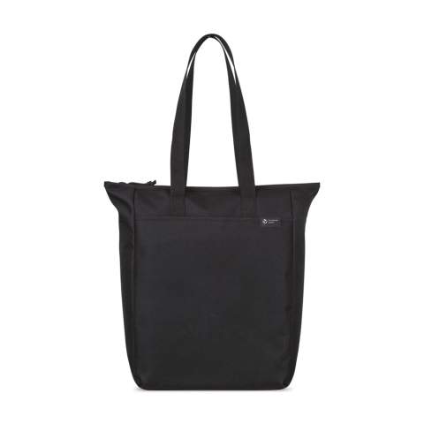 Sac fourre-tout classique, moderne et durable en utilisant du tissu recyclé et des sangles fabriquées à partir de bouteilles en plastique recyclées. Poche frontale pour ranger les accessoires. Ouverture à zip pour accès au grand compartiment principal. Poches intérieures zippées pour un rangement supplémentaire. Passeport digital et carte dídentite virtuel AWARE™ inclus, offre un moyen incontestable de suivre et de valider l'impact de la composition des textiles, de l'origine au consommateur. Pour y accéder, scannez le code QR situé à l'intérieur du produit ou visitez le site wearaware.co pour en savoir plus. Disponible des deux côtés de l'Atlantique. Cet article est également proposé par Gemline pour les clients des États-Unis et du Canada.<br /><br />PVC free: true