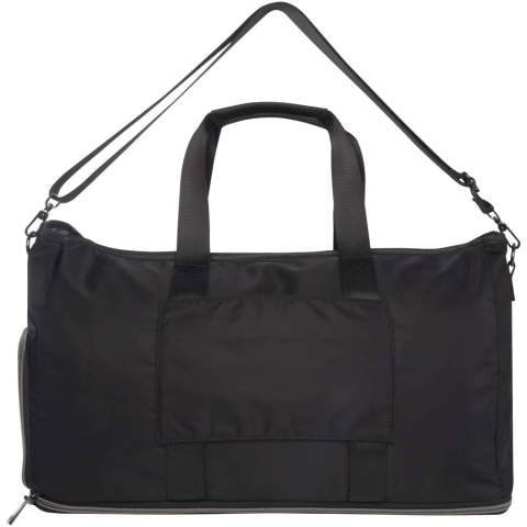 The Rhine expandable duffel bag effortlessly transforms itself with style for varied occasions with its sleek design and versatility. Crafted with high-quality GRS certified recycled nylon, soft RPET lining, and premium PU leather elements. The duffel bag features a spacious main compartment with a large leak-proof TPU pocket, 2 sleeve pockets, a dedicated shoe compartment, a secure hidden pocket on the back (doubling as trolley strap), and detachable shoulder straps that can be adjusted for maximum comfort. What truly sets this duffel bag apart is the expandable layer, which can be extended up to 42 litres capacity. Capacity: 35-42 litres. Resistance up to 20 kg weight. PVC free.