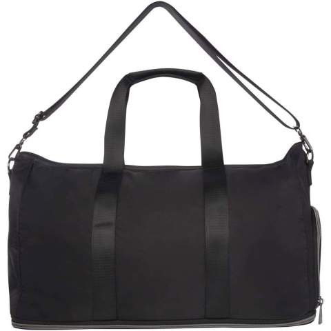 The Rhine expandable duffel bag effortlessly transforms itself with style for varied occasions with its sleek design and versatility. Crafted with high-quality GRS certified recycled nylon, soft RPET lining, and premium PU leather elements. The duffel bag features a spacious main compartment with a large leak-proof TPU pocket, 2 sleeve pockets, a dedicated shoe compartment, a secure hidden pocket on the back (doubling as trolley strap), and detachable shoulder straps that can be adjusted for maximum comfort. What truly sets this duffel bag apart is the expandable layer, which can be extended up to 42 litres capacity. Capacity: 35-42 litres. Resistance up to 20 kg weight. PVC free.