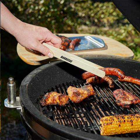 Light, sturdy barbecue tongs made from European, unlacquered beech wood. A simple but functional design. With 4 grooves on each inside for the safe turning of grilled food. A responsible choice. Made in Germany.