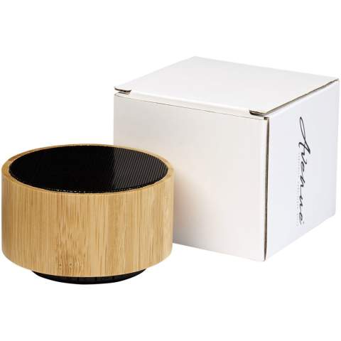 Le haut-parleur Bluetooth® en bambou Cosmos attire l'attention de tous ! Le corps du haut-parleur est en bambou véritable et avec une sortie 3 W, il produit un son cristallin et permet d'écouter de la musique pendant 2,5 h au volume maximum. Le haut-parleur dispose également d’entrées pour un tuner radio FM, une carte Micro SD oet une priseUSB ! Avec contrôle de la musique et micro intégré pour garder les mains libres. Bluetooth Version 5.1 avec une portée de fonctionnement de 10 m.