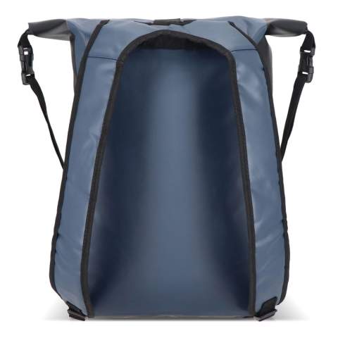 Verstellbarer, wetterfester Rucksack aus robustem Material. Das Rolltop kann auf zwei Arten geschlossen werden, was zusätzliche Flexibilität bietet. Die verschweißten Nähte halten den Inhalt trocken und die Schultergurte sind für den Komfort gepolstert.