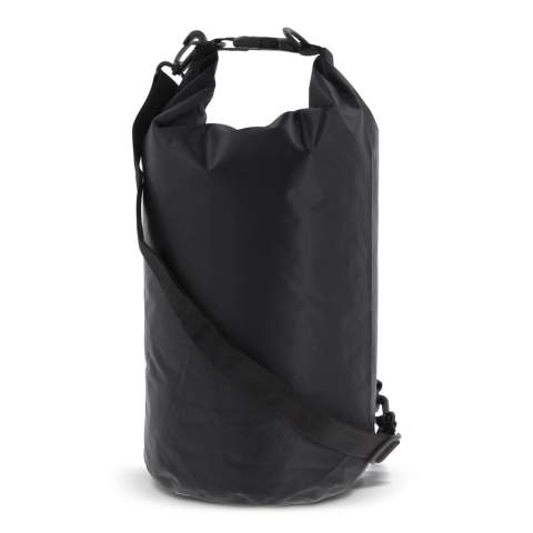 Waterproof duffel bag, ideal for the beach, on a boat or just for a stroll through the forest. Filled with air this bag stays afloat, ideal in emergencies. With the additional ring and carabiners this bag can easily be carried cross-body. Waterproof IPX6, protected against high pressure stream water from any angle. Do not immerse the bag.