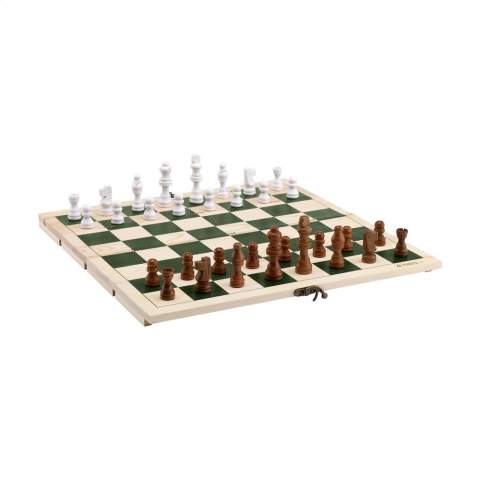 Rackpack Gamebox Chess: een wijnkist en schaakspel in één. Een cadeauverpakking voor één fles wijn. Klap de box open voor een compleet bordspel. Wordt geleverd met houten schaakstukken in een stevige, canvas opbergzak. Een compleet geschenk voor een geslaagde spelletjesavond. Rackpack: een wijngeschenkkist van FSC 100% gecertificeerd hout met een nieuw tweede leven! • geschikt voor één fles wijn • dennenhout • wijn niet inbegrepen. Per stuk in kraft doos.