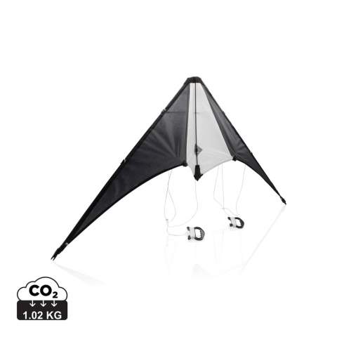 Delta kite packed in pouch to bring it to the beach or your holiday destination. With 30 metre cable and handles to let the kite fly high in the sky. Made from strong ripstop polyester.