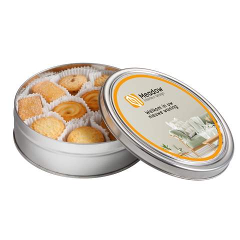 Plat rond blik gevuld met 40 assorti koekjes (ca. 340 gram), voorzien van een full colour sticker op het deksel