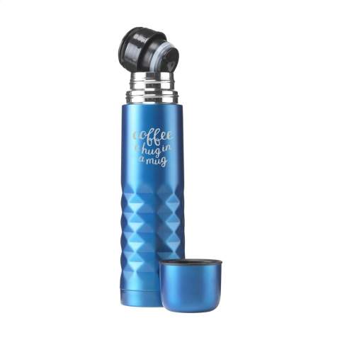 Stainless steel thermo bottle with screw cap/drinking cup and handy push-pour mechanism. With striking 3D geometric diamond pattern. Leak proof. Capacity 500 ml. Each item is individually boxed.
