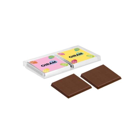 Transparant kunststof doosje met twee napolitains in melk chocolade met zilverfolie. De napolitains worden voorzien van een full colour bedrukte wikkel. Keuze uit 1 of 2 designs.