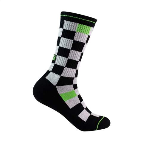 Comfortable sports socks from the Kingly brand. These high-quality socks are made from ethical materials and consist of a blend of 80% combed cotton, 17% recycled polyamide and 3% elastane. They have a snug, comfortable fit, a full terry lining for extra comfort throughout the day and reinforced heel and toe areas for extra durability.    The socks can be personalised with a knitted, customised design in up to 6 colours. Choose from 160 yarn colours. Each pair is packed with a recycled label that can be printed with your own full-colour design - creating socks that perfectly match your brand identity.    Available sizes: M (36-39) and L (40-46). Minimum order quantity: 50 pairs per size and per design.    OEKO-TEX-certified. Made in Europe.
