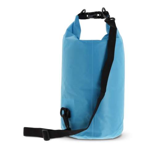 Waterproof duffel bag, ideal for the beach, on a boat or just for a stroll through the forest. Filled with air this bag stays afloat, ideal in emergencies. With the additional ring and carabiners this bag can easily be carried cross-body. Waterproof IPX6, protected against high pressure stream water from any angle. Do not immerse the bag.