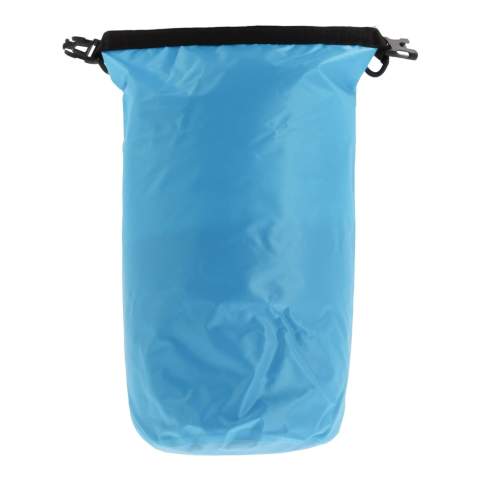 Waterproof duffel bag, ideal for the beach, on a boat or just for a stroll through the forest. Filled with air this bag stays afloat, ideal in emergencies. With the additional ring and carabiners this bag can easily be carried cross-body. Waterproof IPX6, protected against high pressure stream water from any angle. Do not immerse the bag.