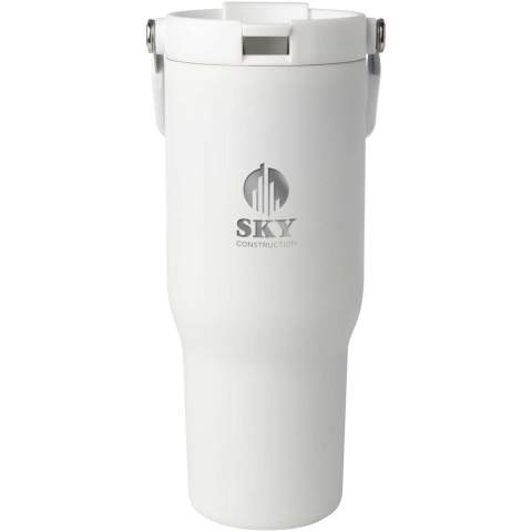 De Bronx 900 ml beker is gemaakt van RCS-gecertificeerd roestvrij staal en heeft een dubbelwandige vacuümconstructie met koperisolatie. Het deksel heeft een dubbele functie: het heeft een inklapbaar rietje voor eenvoudig drinken en een open te trekken opening met een handige handgreep voor moeiteloos meenemen. Past in de meeste bekerhouders van auto's. Geleverd in een gerecyclede kartonnen geschenkverpakking. 