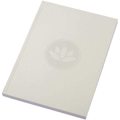 Le cahier  Novella Austen recyclé au format A5 et à couverture souple est un article de papeterie polyvalent parfait pour offrir en cadeau. Le cahier contient 100 feuilles de papier recyclé de 80 g/m². Les feuilles sont unies (standard), pour l’ajout de dessins, de lignes, de carrés ou de dessins personnalisés. La couverture, en carton de 285 g/m², est disponible dans toute une gamme de couleurs. Pour un effet vraiment spectaculaire, vous pouvez également ajouter une impression en couleur sur l’ensemble de la couverture (recto, verso, dos). Fabriqué au Royaume-Uni.
