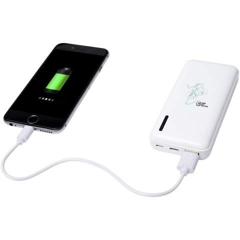 The Compress 10.000 mAh high density power bank is very compact which makes it ideal for on the go. It packs a 10.000 mAh grade A Lithium Polymer battery with an output of 5V/2A. The power bank can be charged via Micro USB or USB type-C. The LED indicator lights up during charging and displays the remaining battery capacity in the power bank. Includes a USB to Micro-USB charging cable.