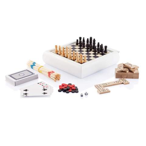 Enjoy fun gaming moments together with your friends! This 5 in 1 game set includes: mikado, playing cards, domino, chess and backgammon. White pine wood box 17x17x3,7cm with black print chess board at one side of lid and black/red printed backgammon board on bottom of box. Made with FSC®certified wood. Comes in FSC®certified kraft gift packaging.
