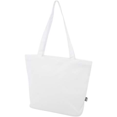 Made from water-repellent 600D RPET, the Panama GRS recycled zippered tote bag is a perfect multi-purpose bag for going to an event, to the beach, or to use for grocery shopping. It features a zippered main compartment, and a zipper pocket inside big enough to hold your phone as well as other valuable belongings. The handles are 34 cm long and therefore the tote bag is easy to carry over the shoulder. Resistance up to 10 kg weight. PVC free.