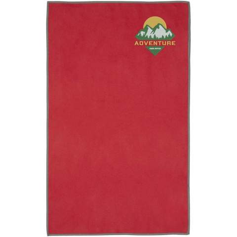 The Pieter sport towel absorbs very well, is lightweight, dries quickly, and the fabric is durable and extremely soft. When the towel is folded and secured with the elastic band it's reduced to a small size, making it suitable for bringing to the gym, swimming pool, or for when going backpacking or camping. The towel has a size of 50 x 30 cm and is made from 90% GRS recycled polyester and 10% nylon, and can be washed in the washing machine at 40 °C. Delivered with a storage pouch (15.5 x 10 cm) made from recycled PET plastic, which provides a great area for printing a logo.