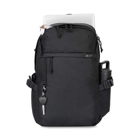 Sac à dos ordinateur en tissu recyclé et sangles fabriquées à partir de bouteilles en plastique. Double poche zippée sur le dessus pour ranger les accessoires. Poche frontale zippée. Deux poches latérales pour bouteilles d'eau avec sangles de compression. Compartiment arrière rembourré à double fermeture éclair pour ordinateur portable (jusqu'à 15"). Le compartiment principal à fermeture à zip comprend des poches intérieures pour l'organisation. Poignée de maintien sur le dessus. Panneau arrière rembourré. Bretelles rembourrées et réglables. Passeport digital et carte dídentite virtuel AWARE™ inclus, offre un moyen incontestable de suivre et de valider l'impact de la composition des textiles, de l'origine au consommateur. Pour y accéder, scannez le code QR situé à l'intérieur du produit ou visitez le site wearaware.co pour en savoir plus. Disponible des deux côtés de l'Atlantique. Cet article est également proposé par Gemline pour les clients des États-Unis et du Canada.<br /><br />FitsLaptopTabletSizeInches: 15.0<br />PVC free: true