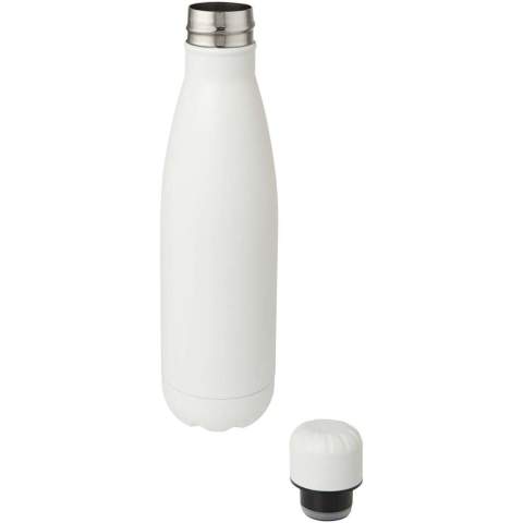 Vakuumisolierte Edelstahlflasche mit kultigem Design. Der isolierte 18/8 Edelstahl hält Getränke über mehrere Stunden heiß oder kalt. Geprüft und zugelassen nach deutschem Lebensmittelsicherheitsgesetz (LFGB) und auf Phthalatgehalt gemäß REACH Verordnung getestet. Mit einem Sockel, der in die meisten Getränkehalter passt, ist diese schlanke Wasserflasche ein perfekter Werbeartikel. Das Fassungsvermögen beträgt 500 ml. Verpackt in einer Geschenkbox aus Recyclingkarton.