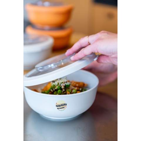 Bol réutilisable en plastique PP de la marque Amuse. A utiliser pour les poke bowls, les salades et autres repas froids. Empilable pour un gain de place. Couvercle en Tritan transparent pour voir ce qu'il y a dans le bol. Directement du réfrigérateur à la table. Pratique à la maison ou en déplacement. Sans BPA. Convient au micro-ondes (sans couvercle), au congélateur et au lave-vaisselle jusqu'à 65°C. Le lavage à la main est recommandé pour préserver l’impression. Capacité 1000 ml. Fabriqué en Belgique.