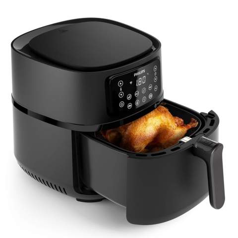 Mit dem Philips Airfryer XXL Connected und der mitgelieferten Backform können Sie eine Vielzahl von Gerichten zubereiten, darunter auch einen kleinen Kuchen oder eine Torte. Sie können den Airfryer ganz einfach per Sprachsteuerung oder über die HomeID-App auf Ihrem Smartphone bedienen. Über die App können Sie Rezepte an den Airfryer senden und die Backzeit aus der Ferne überwachen. Mit einem großzügigen Fassungsvermögen von 1,4 Kilogramm können Sie bis zu 5 Portionen Pommes frites auf einmal backen. Dank der benutzerfreundlichen Bedienelemente können Sie die ideale Backtemperatur und -zeit für Fleisch, Gemüse und Fisch auf Knopfdruck einstellen, ohne sich Gedanken über die richtigen Einstellungen machen zu müssen. Entdecken Sie die Vielseitigkeit des Philips Airfryer XXL Connected, der mit 16 verschiedenen Kochfunktionen unendlich viele Möglichkeiten für kreative kulinarische Experimente bietet - einschließlich Braten, Backen, Grillen, Rösten, Trocknen, Toasten, Auftauen und Fermentieren.