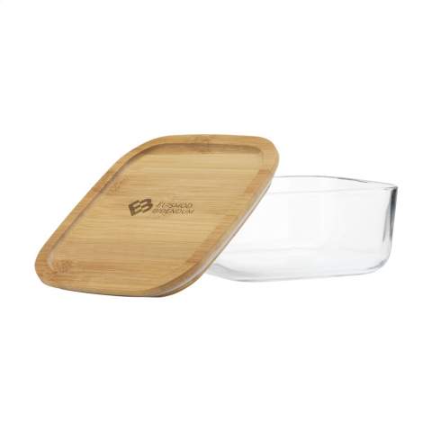 Storage box made from soda lime glass. The bamboo lid with silicone sealing ring closes with a tight fit. BPA-free. Ideal for storing food in a hygienic and safe way. Also handy for taking lunch with you when you are on the go. Capacity 1,000 ml. Made in Italy.