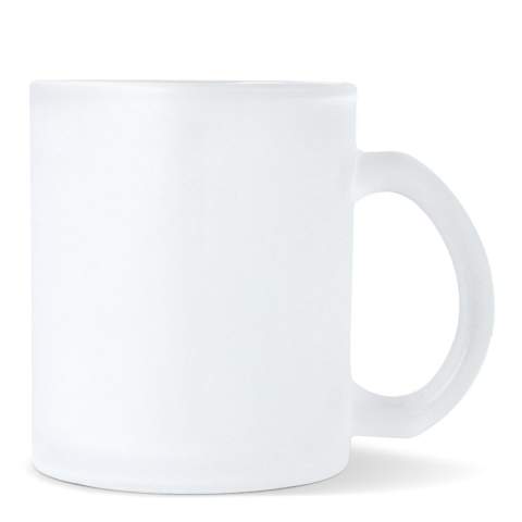 Cette tasse en verre de grande taille présente une finition givrée qui ajoute un look unique et stylé à vos boissons. Cette tasse est conçue avec un revêtement spécial pour faciliter l'impression par sublimation.