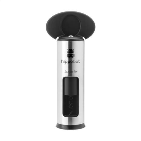 Brabantia kurkentrekker van RVS en kunststof. Past op alle standaard flessen (tot 4,57 cm Ø), heeft goede houvast en een moeiteloze bediening dankzij de extra grote draaigreep. De centreerring zet de spiraal altijd in het midden van de kurk. De spiraal is voorzien van een 'non-stick' coating - geen kurkresten in de wijn. Met ingebouwde caspulesnijder en eenvoudig ontkurkmechanisme om de kurk uit de fles en van de kurkentrekker te halen. 99% recyclebaar. Met 5 jaar fabrieksgarantie.