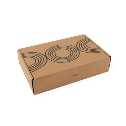 Das Minton-Wärmekissen hilft Ihrem Körper, sich zu entspannen, lindert Schmerzen und beruhigt schmerzende Muskeln. Mit einer Größe von 45x14 cm und einem praktischen Band an jeder Seite lässt es sich leicht an Ort und Stelle halten, egal ob im Nacken oder an anderen Stellen, an denen Sie Schmerzen haben. Beheizt durch Ihre Mikrowelle sorgt es mit seinen drei Kanälen für eine gleichmäßige Wärmeverteilung. Der Bezug besteht aus RCS-zertifiziert recyceltem Polyester mit Keramikgranulat im Inneren. Zertifiziert durch RCS (Recycled Claim Standard). Die RCS-Zertifizierung garantiert, dass die gesamte Lieferkette der recycelten Materialien zertifiziert ist.  Der Bezug enthält 68% RCS-zertifiziert recyceltes Polyester.
