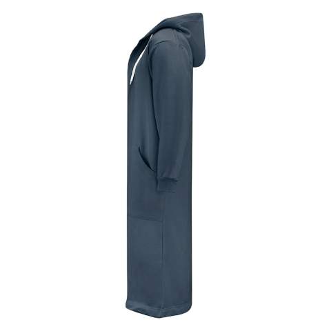 Le Badrock de Kosta Linnewäfveri en taille S/M est sa propre variante de la robe de bain traditionnelle ! Le Badrock est une magnifique veste hybride fabriquée dans un tissu dit "universitaire". Le peignoir peut être porté après l'entraînement, le bain ou simplement pour se blottir dedans. Il est doté de deux poches et d'une capuche, et la ceinture à la taille n'est bien sûr pas absente. Kosta Linnewäfveri est synonyme de qualité et de longévité.