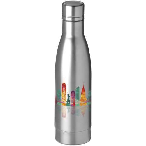 Gardez vos boissons chaudes pendant 12 heures ou froides pendant 48 heures avec la bouteille isotherme sous vide et couche de cuivre* Vasa. Avec double paroi et fabriquée en acier inoxydable avec isolation sous vide et une paroi intérieure plaquée cuivre, ce qui signifie que votre boisson reste très chaude ou glacée selon vos besoins. Sans BPA, testée et approuvée par la législation allemande sur la sécurité alimentaire (LFGB), et testée pour la teneur en phtalates conformément à la réglementation REACH. Capacité : 500 ml. Livrée dans une boîte cadeau.