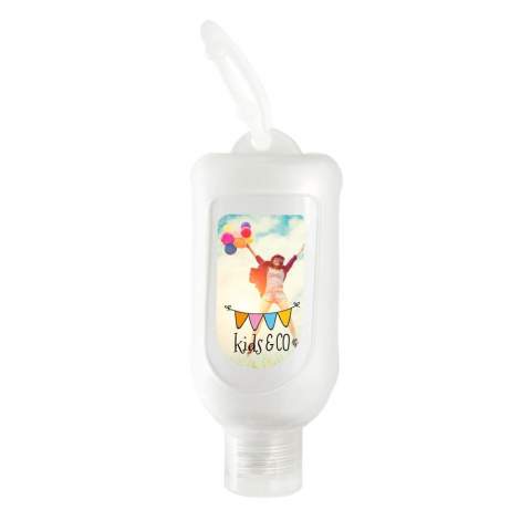 50 ml sunscreen SPF30 in a bottle with silicone hanger, water-resistant, with panthenol and vitamin E. Dermatologically tested, produced in Germany according to the European Cosmetics Regulation 1223/2009/EC.
