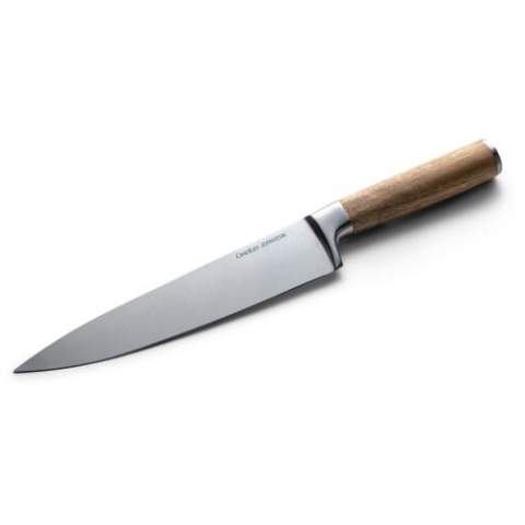 The chef's knife is the chef's knife. Since the chef's knife is often used a lot and intensively, it must be of high quality. The quality chef's knife from Orrefors Jernverk is stylish and has an acacia wood handle. Having a really sharp kitchen knife makes cooking both more fun and easier. The blade is approx. 20 cm