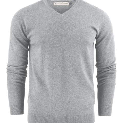 Gebreide sweater met V-hals. 1x1 rib aan de zoom onderaan en aan de manchetten. Dubbelgevouwen, zachte rand aan de kraag.