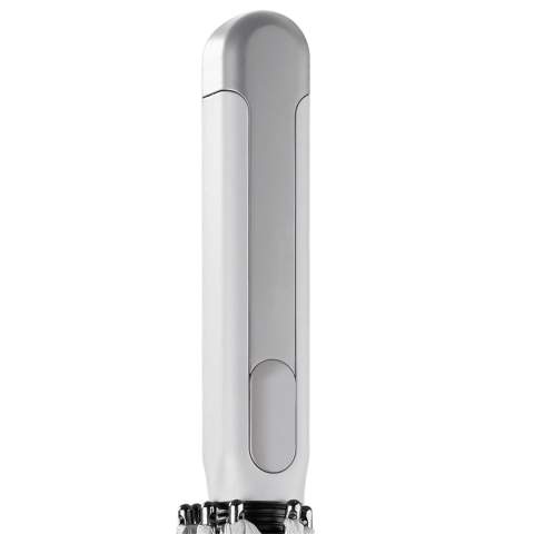 Voyagez avec style avec ce grand et luxueux parapluie. Son design carré frappant crée une plus grande surface et est assez grand pour deux personnes. Le cadre s'ouvre automatiquement, est entièrement en fibre de verre et à l'épreuve du vent. Facile à emporter avec la manche pratique