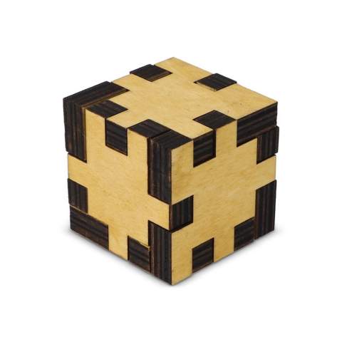 Ce jeu d'esprit durable est un puzzle plat composé de six pièces qui s'assemblent pour former un cube. Fabriqué en bois FSC, il offre un moyen amusant et engageant d'améliorer les capacités de résolution de problèmes tout en constituant un choix de jeu respectueux de l'environnement.