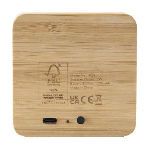 Enceinte sans fil Bluetooth 5 W. Le boîtier est en bambou naturel certifié FSC®  et est doté d'un tissu d'enceinte en RPET. Avec une puissance de 5 W, cette enceinte produit un son clair de qualité. La batterie Li-ion rechargeable intégrée de 1200 mAh garantit une autonomie de lecture jusqu'à 6 heures (volume à 75%) avec une charge complète. Portée sans fil jusqu'à 10 mètres. Facile à utiliser et compatible avec les smartphones et tablettes les plus courants. Sortie : 5 W. Comprend un câble de charge avec connexion USB-C et un mode d'emploi. Chaque article est fourni dans une boite individuelle en papier kraft marron.