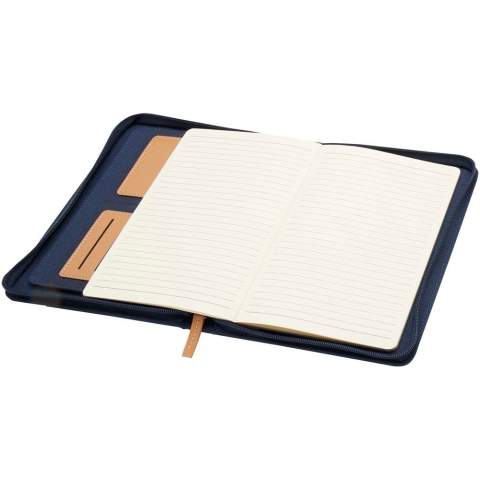 The Nomumi A5 portfolio with rounded corners is a handy office essential made of recycled plastic. Featuring 64 cream coloured 80 g/m2 lined sheets, a zipper closure, pen loop, and an accordion pocket.