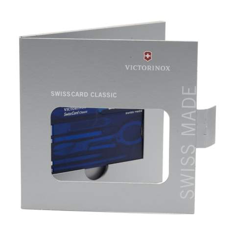 Swisscard. Dit product van Victorinox staat voor kwaliteit. In de kunststof SwissCard, die ook als liniaal (7,5 cm en 3 inches) te gebruiken is, tref je een aantal praktische voorwerpen aan: schaar, schroevendraaier, mes, nagelvijl met schroevendraaier, tandenstoker, pincet, balpen en knopspeld. Gemakkelijk mee te nemen. Afm. 8,1 x 5,3 x 0,4 cm. Per stuk in een speciaal ontworpen doosje. Afm. 12 x 12 x 0,7 cm. 76 g. Inclusief gebruiksaanwijzing en levenslange garantie.