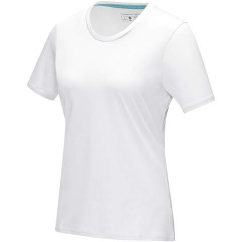 Das kurzärmelige GOTS-Bio-T-Shirt für Damen von Azurite ist eine verantwortungsvolle Wahl. Hergestellt aus 100% GOTS-zertifizierter Bio-Baumwolle mit einem Stoffgewicht von 160 g/m2, ist dieses T-Shirt nicht nur gut für die Umwelt, sondern auch weich und angenehm zu tragen. Mit seinem Rundhalsausschnitt und den kurzen Ärmeln ist dieses T-Shirt sowohl nachhaltig als auch modern, und die Doppelnähte und das Thermotransfer-Hauptetikett sorgen für Langlebigkeit und taglosen Komfort. Die GOTS-Zertifizierung gewährleistet eine 100% zertifizierte Lieferkette vom Rohstoff bis zu unseren Drucktechniken und macht dieses Kleidungsstück zu einer umweltfreundlichen Wahl.