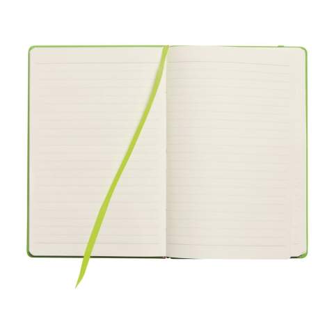 Notitieboek in A5-formaat. Met ca. 96 vel/192 pagina's crèmekleurig, gelinieerd FSC Mix gecertificeerd papier (80 g/m²). Met gebonden rug, harde kaft, opbergvak, sluitelastiek en zijden leeslint.