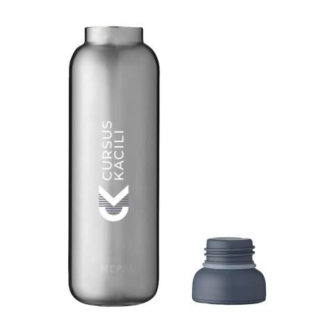 Doppelwandige Edelstahl-Thermosflasche der Marke Mepal. Ein markantes trendiges Design. Hält Getränke bis zu 12 Stunden heiß und bis zu 24 Stunden kalt. Diese hochwertige Isolierflasche ist für Lebensmittel zugelassen und 100% auslaufsicher. Auch für kohlensäurehaltige Getränke geeignet, in diesem Fall die Flasche nicht bis zum Rand füllen. Nicht spülmaschinengeeignet. 2 Jahre Mepal Herstellergarantie. Fassungsvermögen: 500 ml.      LAGERBESTANDSINFORMATION: Bis zu 1.000 Stück innerhalb von 10 Arbeitstagen verfügbar. Ausnahmen vorbehalten. Pro Stück in einer Verpackung.