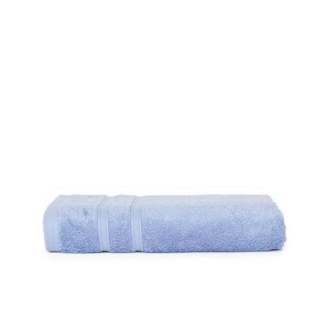 Das T1-BAMBOO70 Bambus-Badetuch Aqua Azure mit den Maßen 70 x 140 cm ist ideal im Badezimmer und beim Sport.<br />Die Dicke von 600 g/m2 macht das Badetuch besonders weich.<br />Das Badetuch ist umweltbewusst hergestellt und besteht zu 80 % aus Bambus und zu 20 % aus gekämmter Baumwolle.<br />Dieser Artikel ist von den wunderschönen Farben Lateinamerikas inspiriert. Treffen Sie jetzt Ihre Wahl aus verschiedenen Farben.