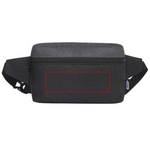 Made with GRS recycled and water repellent fabric and also GRS recycled lining, the Trailhead fanny pack features a zippered main compartment, an adjustable waist belt, and a zippered pocket inside the main compartment for extra storage. It also has an on-trend grid pattern, adding a touch of style.