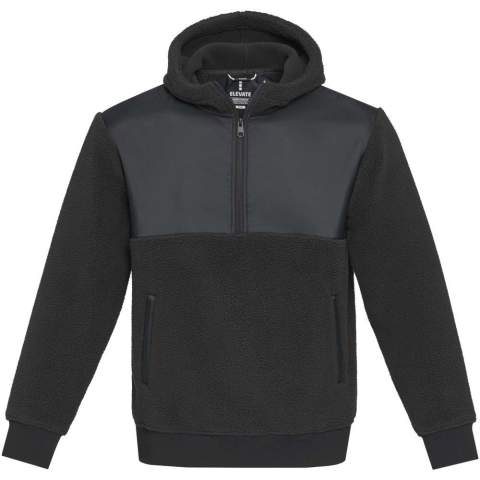 De Evans sherpa fleece is gemaakt van GRS gerecycled polyester, met een contraststof van 100% GRS gerecycled nylon, voor een modern tintje en minder impact op het milieu. Dit fleecejack heeft een iets oversized pasvorm voor een relaxte look. De 1/4 rits middenvoor, compleet met capuchon, biedt bedekking op maat voor veranderende weersomstandigheden. Of je nu het buitenleven verkent of gewoon lekker thuis zit, de Evans unisex sherpa fleece belooft ongeëvenaard comfort en moderne stijl.