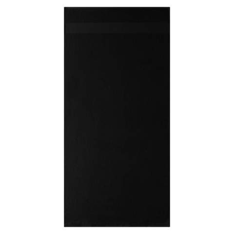 Wunderbar weich und perfekt zum einkuscheln - was könnte man sich mehr wünschen von einem Handtuch? Bei dem 140 x 70 cm großen Sophie Muval Budget Class Badetuch aus 100% ringgesponnener Baumwolle mit 360 gr/m² sind die Auswahlmöglichkeiten endlos! Das luxuriöse Handtuch ist in einer Vielzahl an Farben erhältlich, die sogar kombiniert werden können! Das Einzige, was jetzt noch fehlt, ist Ihr Logo! Besticken Sie das schicke Handtuch nach Ihren Vorstellungen oder veredeln Sie die 6 cm hohe Bordüre an der einen Seite des Handtuchs mit einem Stick oder Transferdruck. Und falls Sie eine andere Größe suchen, gibt es dieses kuschelige Handtuch auch in anderen Variationen. Da ist für jeden was dabei! 