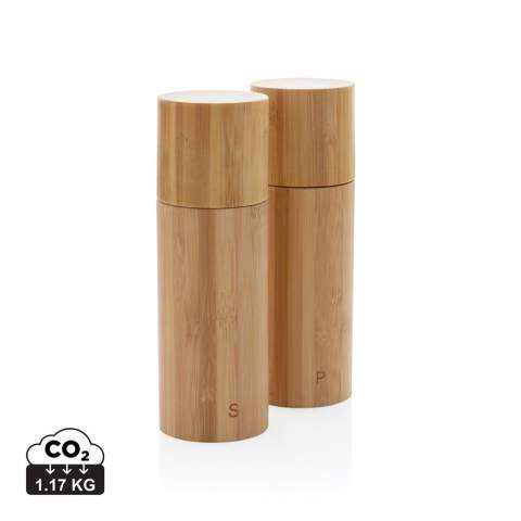 This Ukiyo salt and pepper set brings style and function together within one design to your dinner table.The inside consists of a ceramic grinder ensuring that you can grind salt and pepper easily. The salt and pepper mill set is made of bamboo giving it a beautifully natural, yet stylish look. In addition, the mills have an engraved 'P' and 'S' which gives the set an extra touch. Both mills have a large capacity of 110 ml, so you don't have to refill the sets as often. Packed in kraft giftbox.